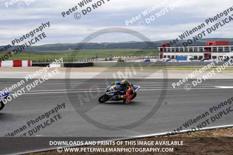 cadwell no limits trackday;cadwell park;cadwell park photographs;cadwell trackday photographs;enduro digital images;event digital images;eventdigitalimages;navarra;no limits trackdays;peter wileman photography;racing digital images;trackday digital images;trackday photos